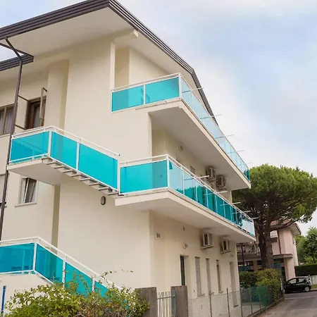 De Lazzari Apartmán *
